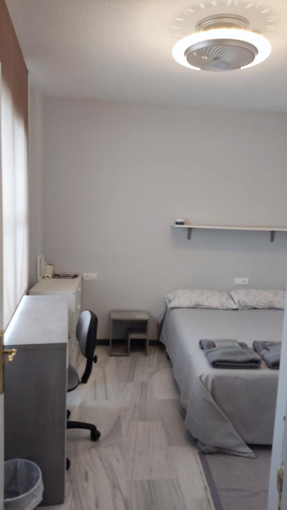 Habitacion Doble Con Bano Privado En Casa Clara Cordoba Exterior photo
